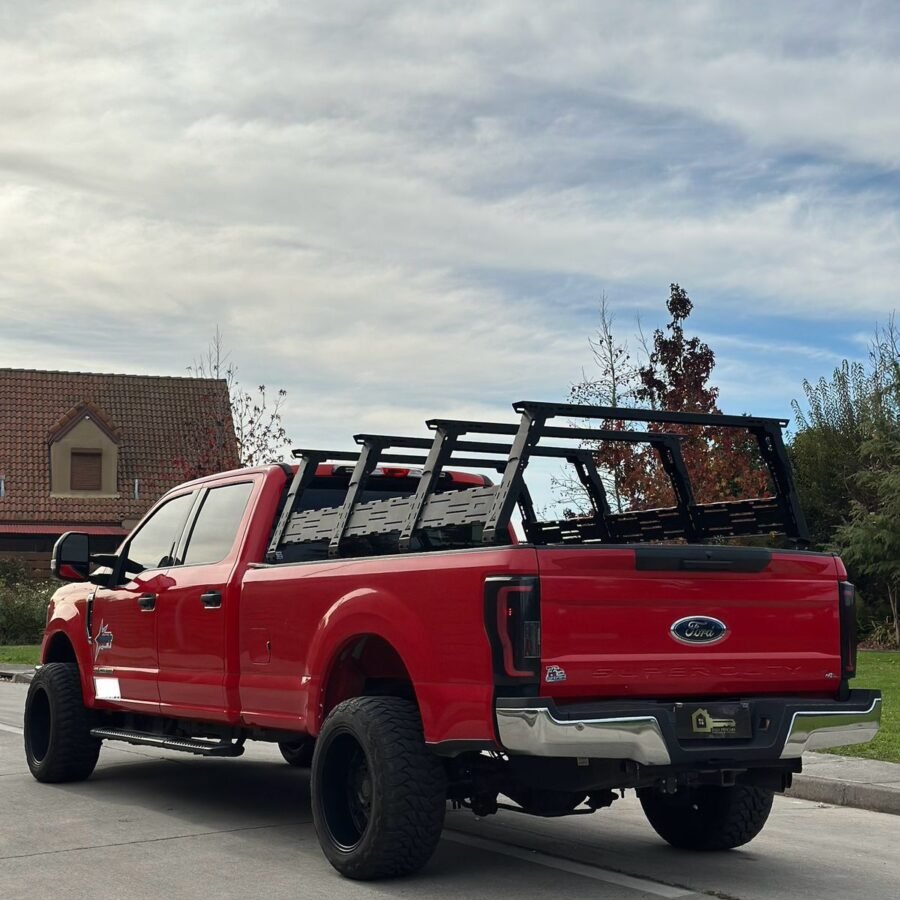 Alternative view of FORD F-350