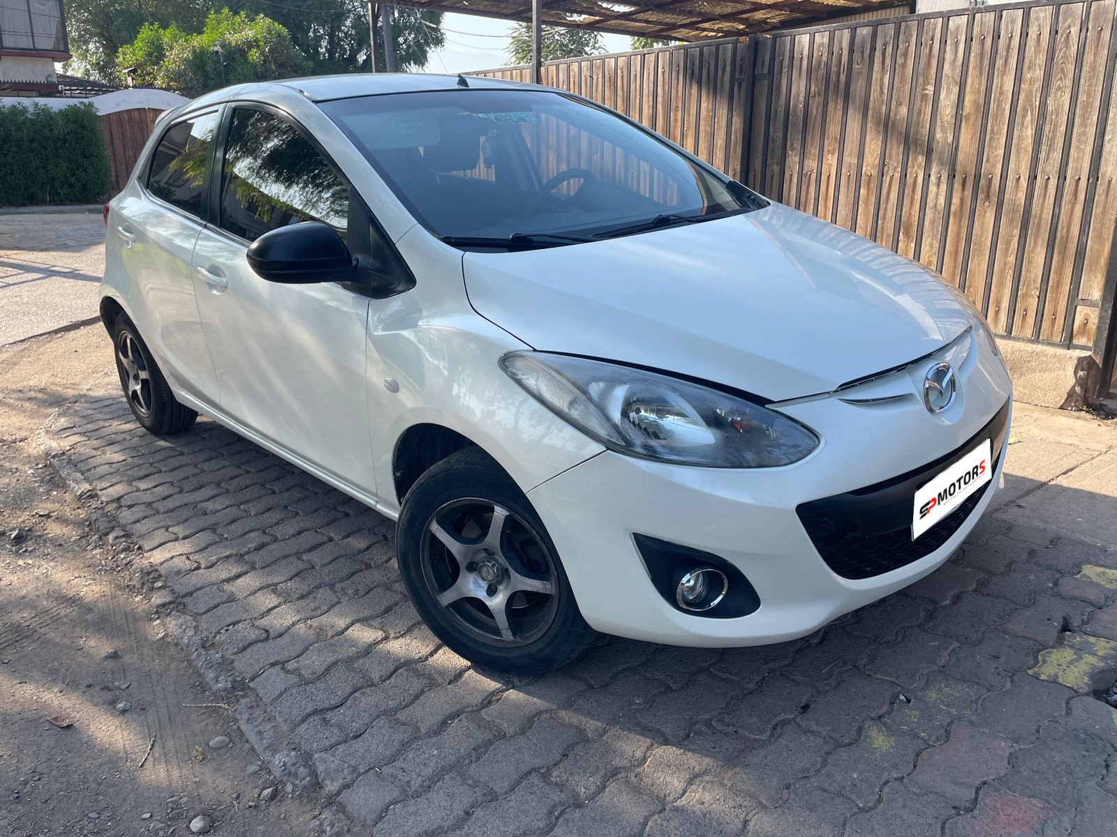 Mazda 2 Sport 2014